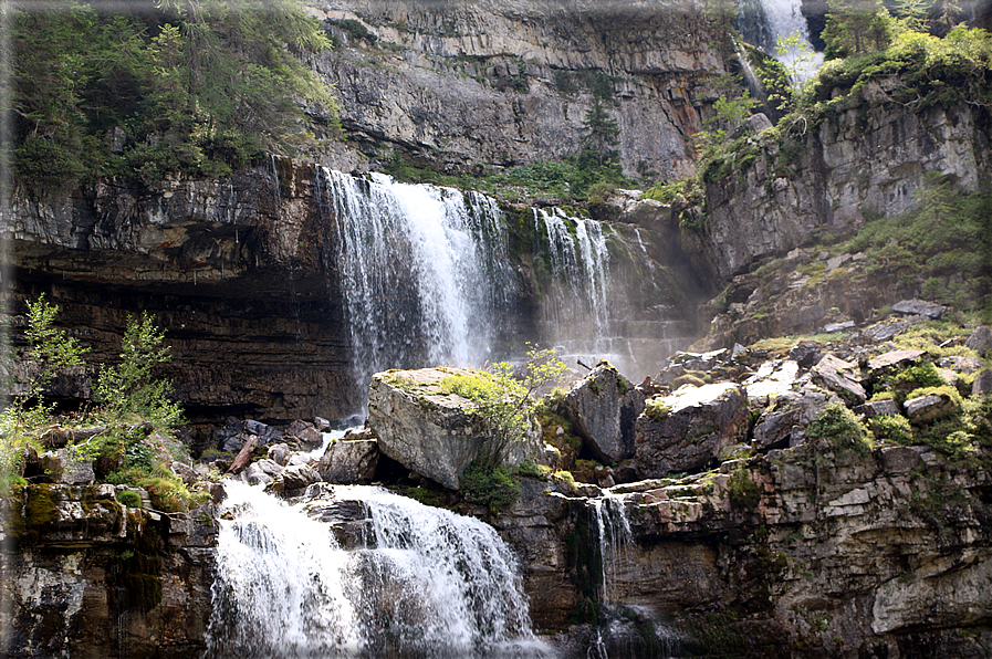 foto Cascate di mezzo in Vallesinella